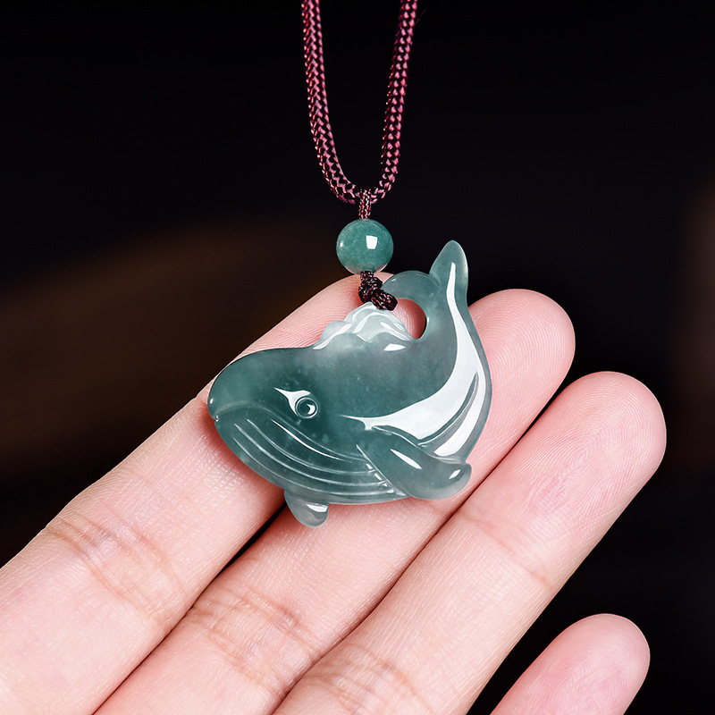 Woman Accessory - Naturalny Birmanski Jadeitowy Wisiorek w Kształcie