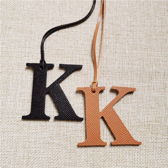 Women Accessories Name In English - Angielska litera K alfabet skóra bydlęca