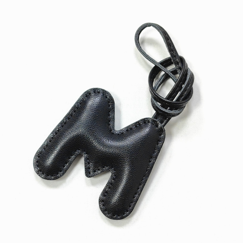 Skórzany wisiorek z owczej skó – Women Accessories Name In English recenzja i cena