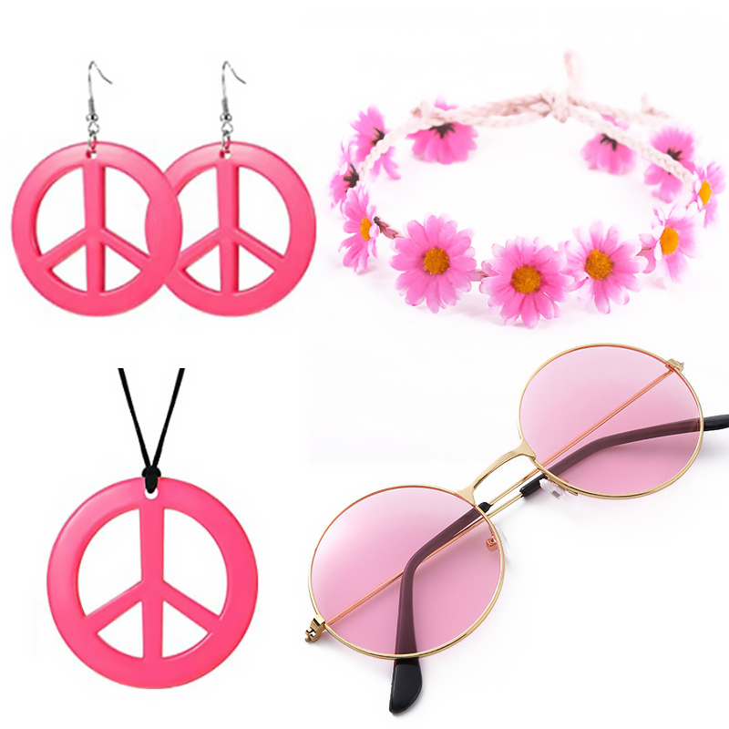 Kostiumy damskie lata 60. 70.  – Women'S Accessories In The 60S recenzja i cena