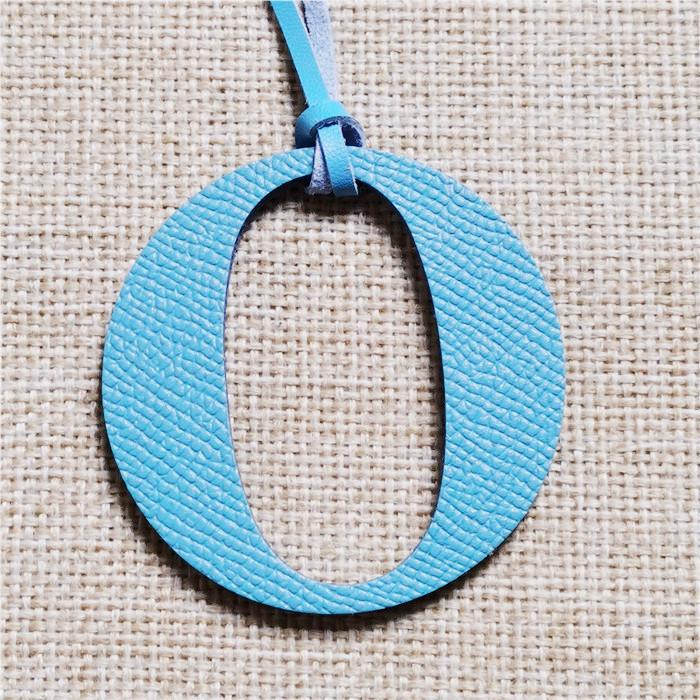 English Letter O Alphabet Cowh – Women Accessories Name In English recenzja i cena