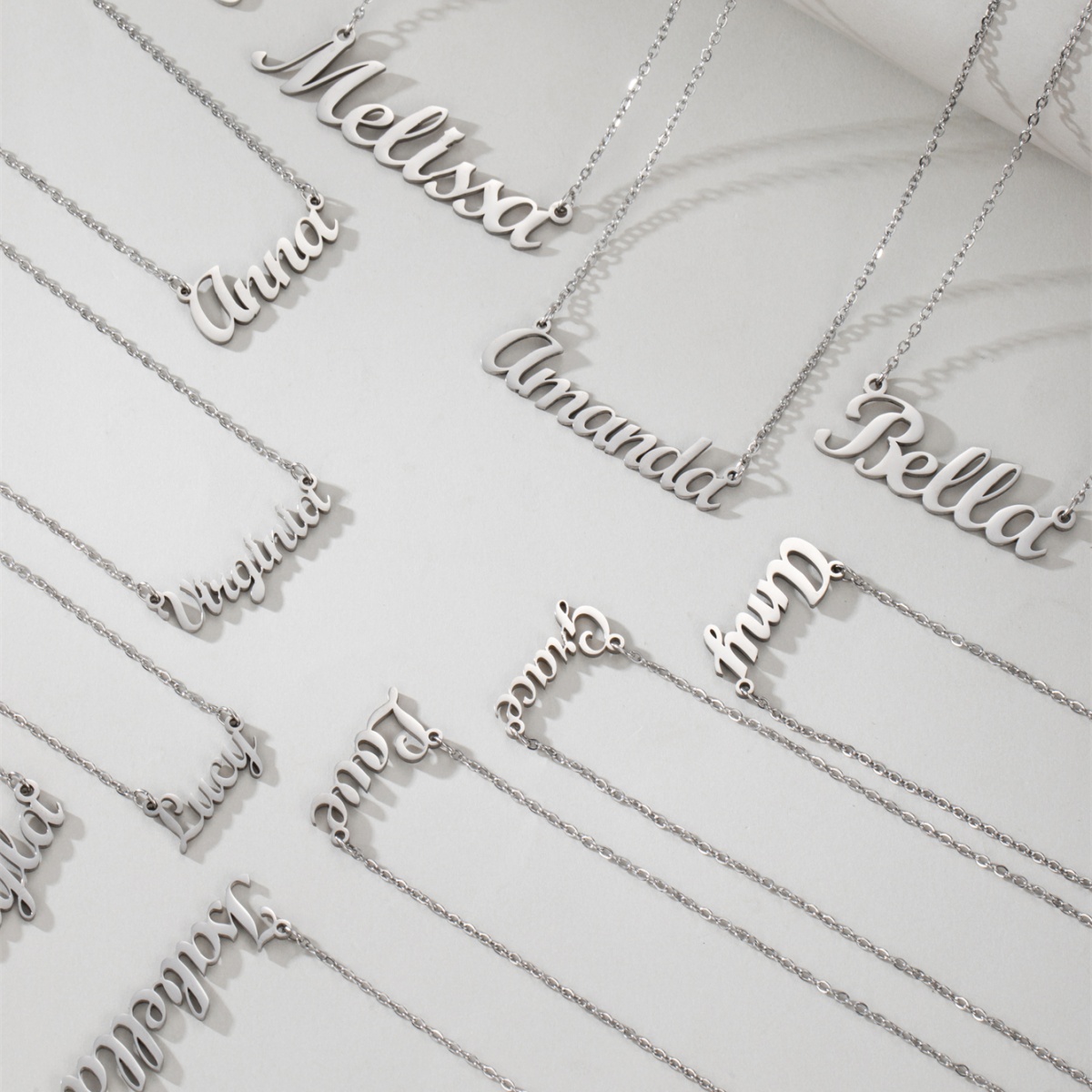 Stalowy naszyjnik z angielskim – Women Accessories Name In English recenzja i cena