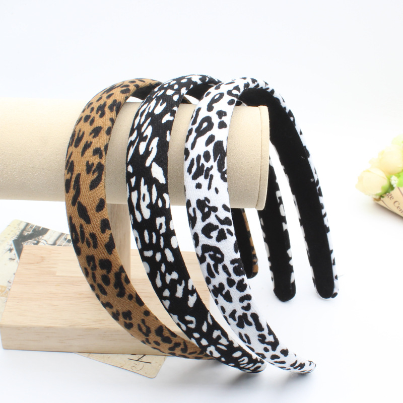 W nowym stylu Leopard ziarna p – Women'S Accessories Go Outdoors recenzja i cena