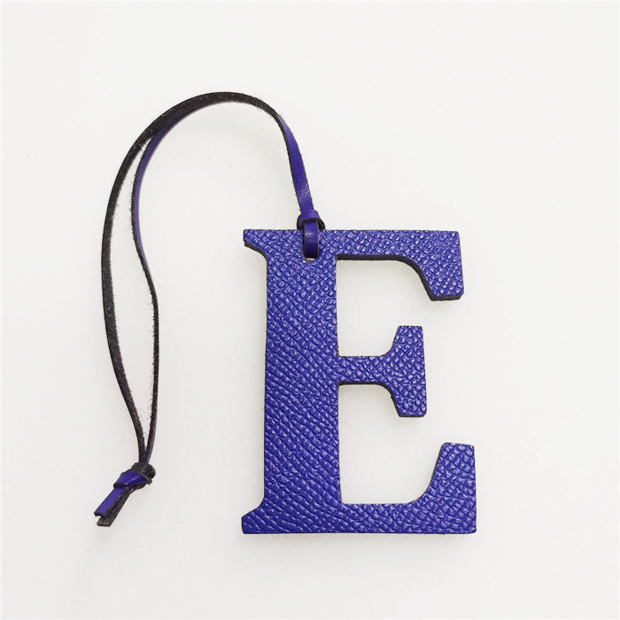 English Letter E Alphabet Cowh – Women Accessories Name In English recenzja i cena