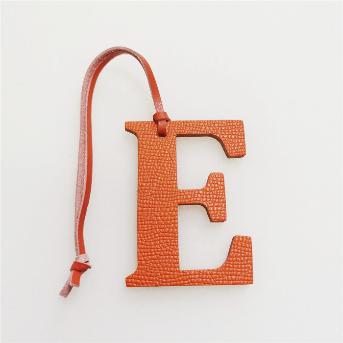 English Letter E Alphabet Cowh – Women Accessories Name In English recenzja i cena